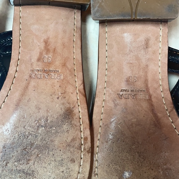 PRADA - Picture 4 of 6